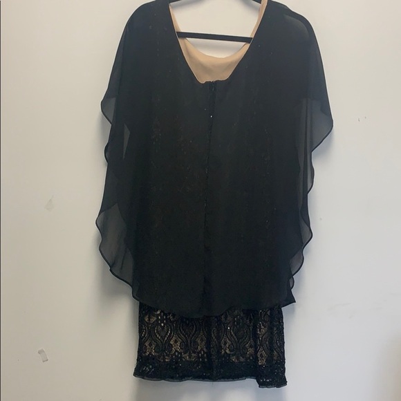 R&M Richards lace beaded dress with sheer overlay - Picture 6 of 8